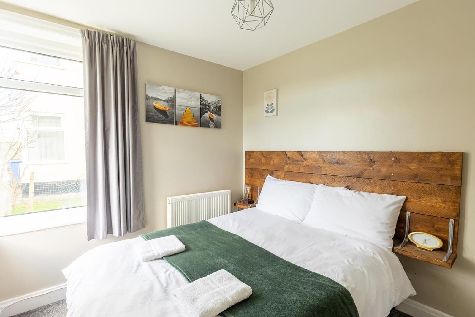 Beachfront Apartment - Ground Floor Apartment With Sea Views, Next To The Beach, Bridlington, North Yorkshire Bessingby Extérieur photo
